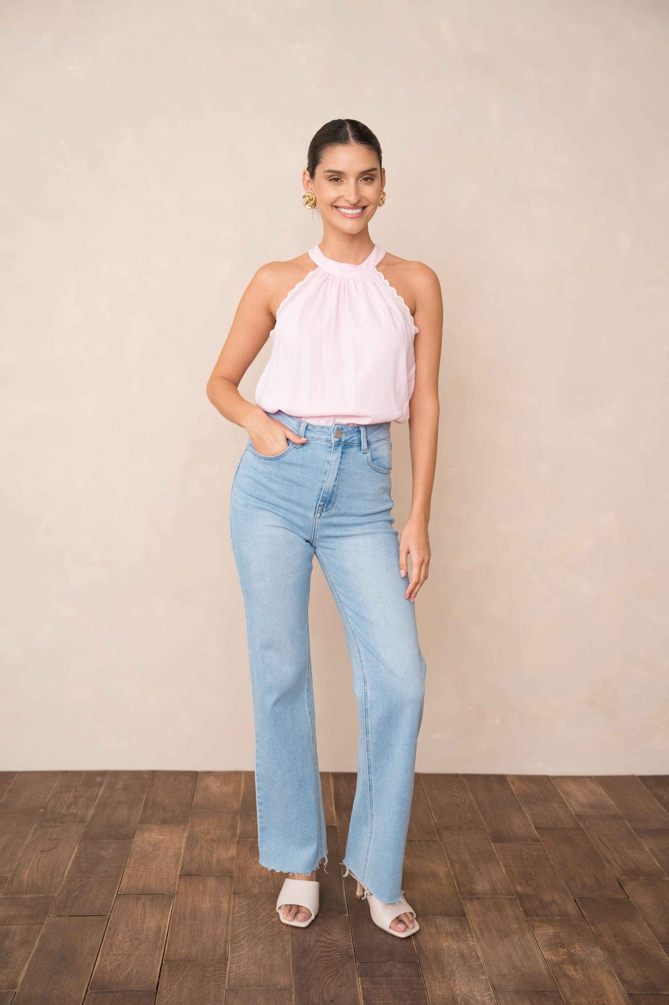 Attentif Paris - Wholesale Blouse - Women's - Top with bow neckline containing linen18