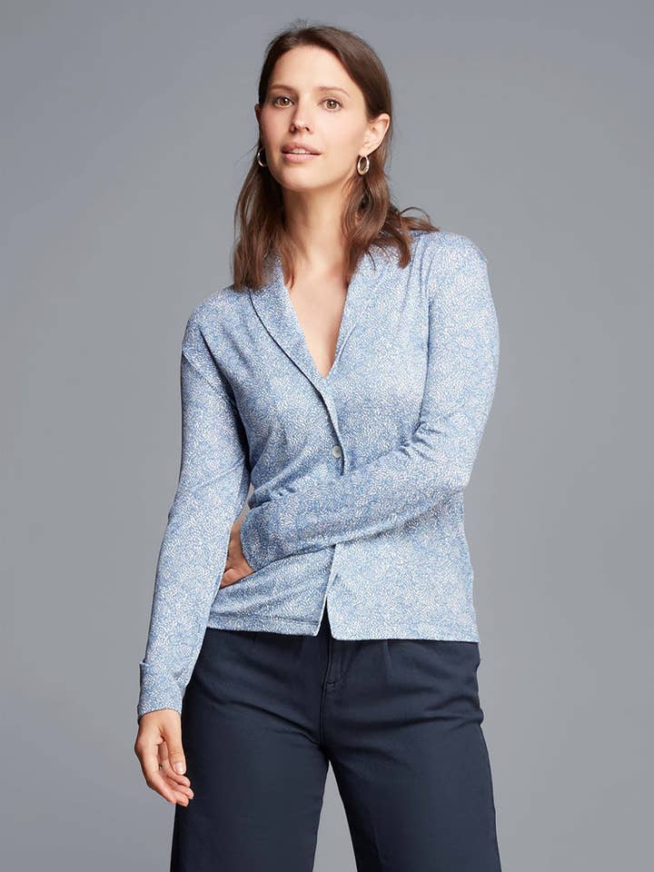 Top à col châle à motifs pour la vente par Lavender Hill