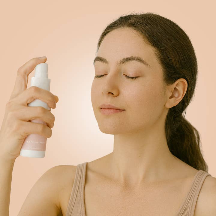 Taylor Made Organics - Wholesale Makeup Setting Spray/Powder - Finishing Touch Setting Spray – Hydrating Makeup Sealer1