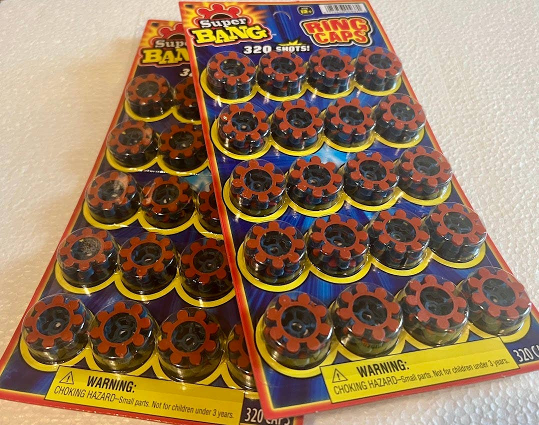 GonherCapGuns.com - Wholesale Classic Toy - Kids - #937 8-shot Action Ring Caps 320 Single Shots1