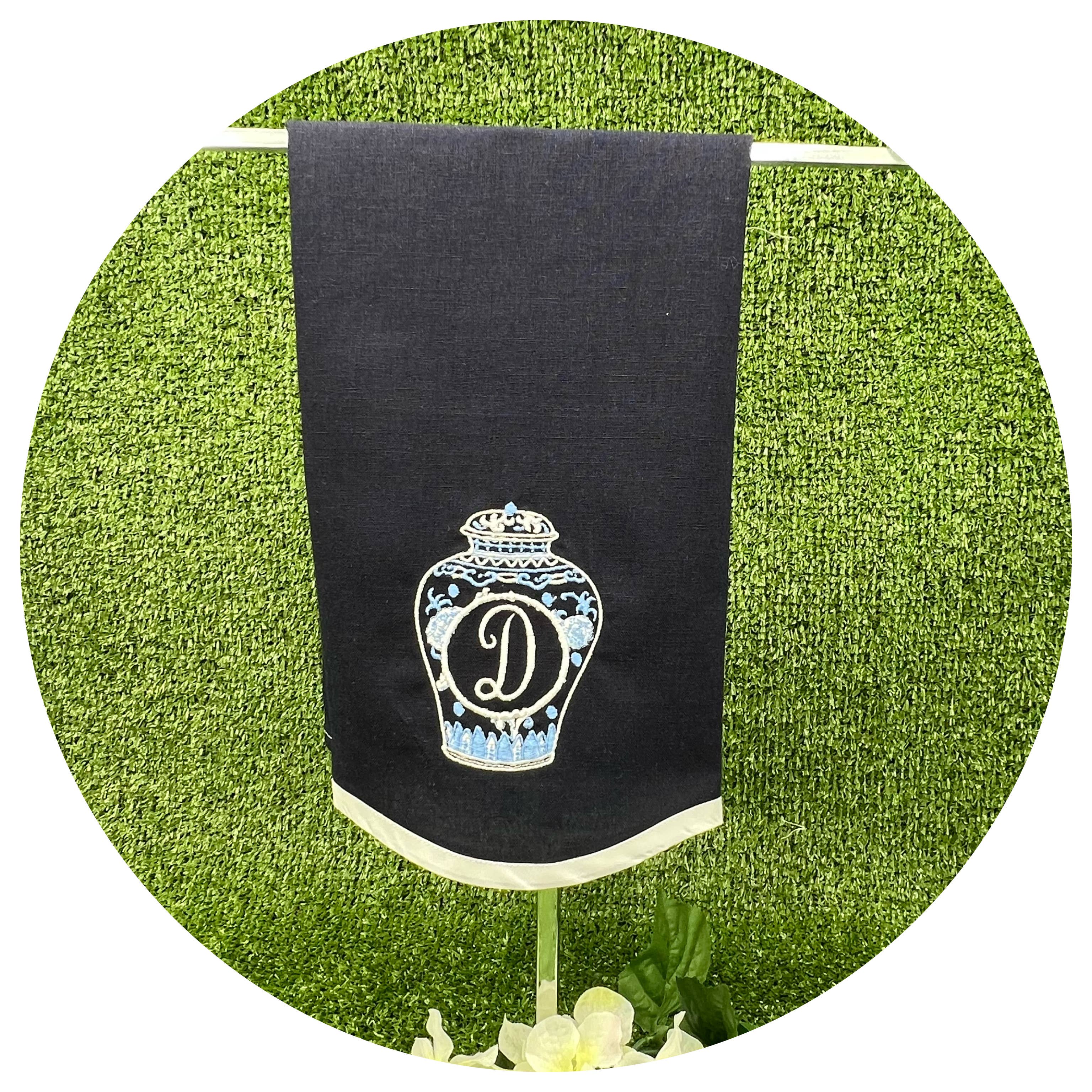 THE ROYALTY COLLECTION - Wholesale Hand Towel - Scallop Linen Blend Guest Towel With White Trim6