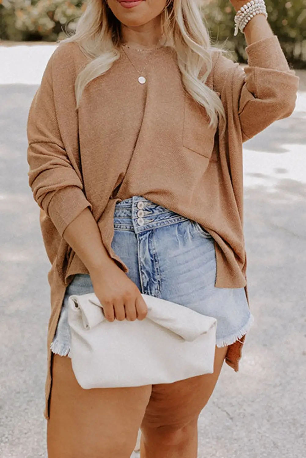 Parchemin Tunique en maille à épaules tombantes grande taille couleur parchemin en vente sur Faire0