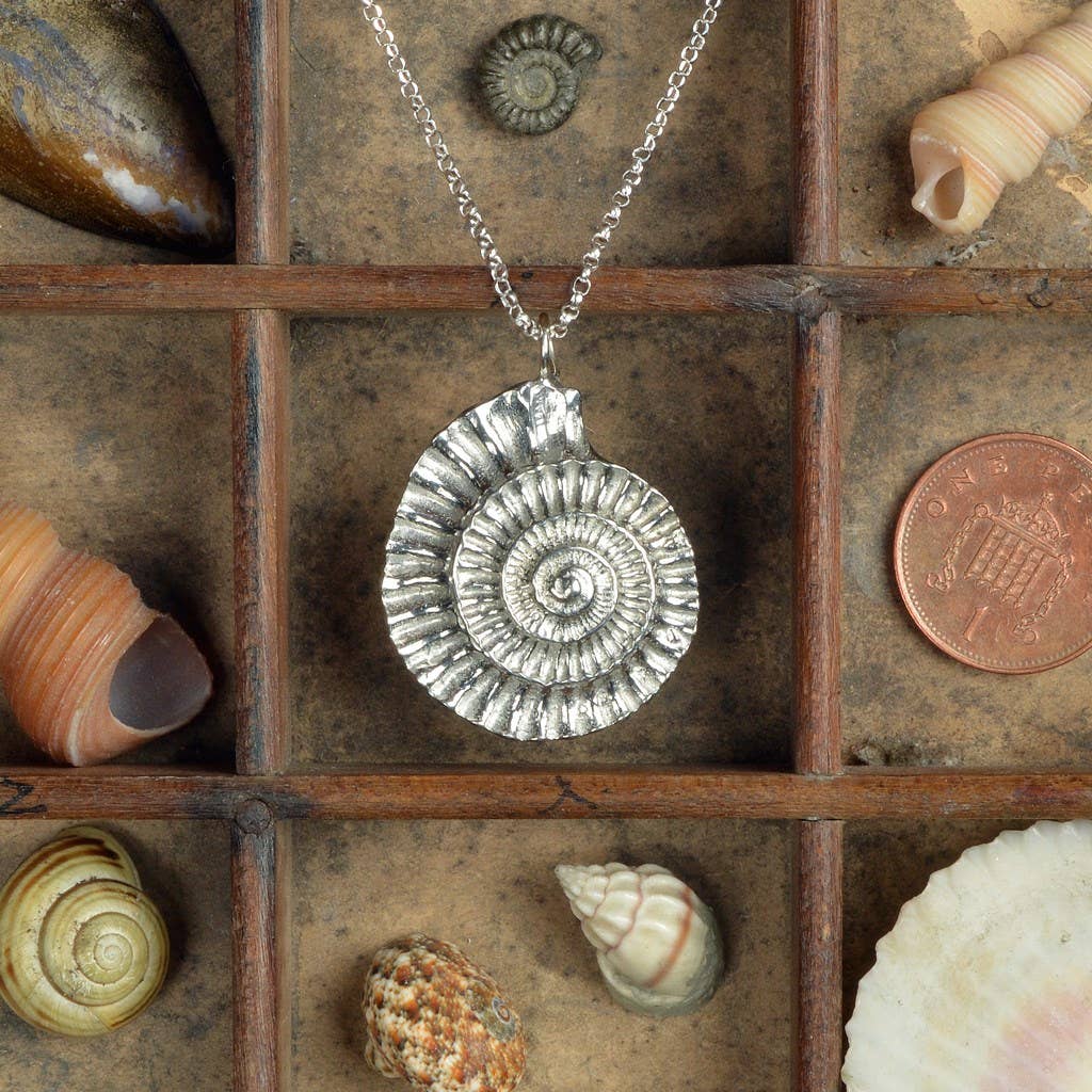 Glover & Smith – wholesale Pendant/charm necklace – Ammonite Necklace, English Pewter Jewellery2