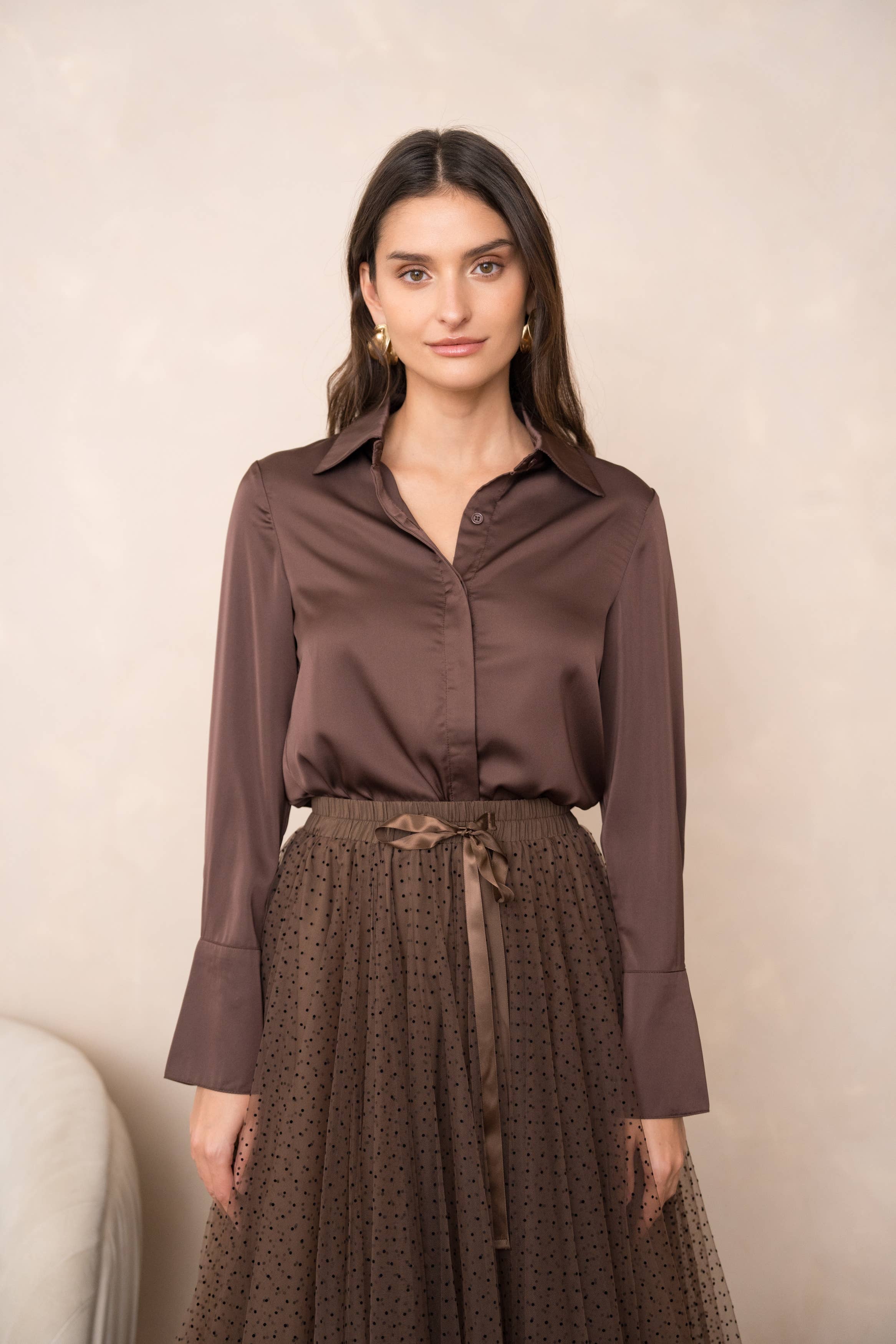 CHOKLATE PARIS – wholesale Tröja med knappar – Dam – Léa-skjorta i satin (S-M-L-XL) - CK0809129