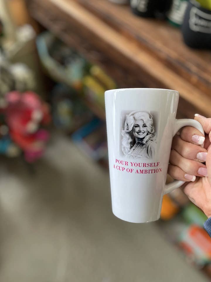 Konische Sublimationstasse „Pour Yourself A Cup of Ambition“ für den Großhandel von MK Designs