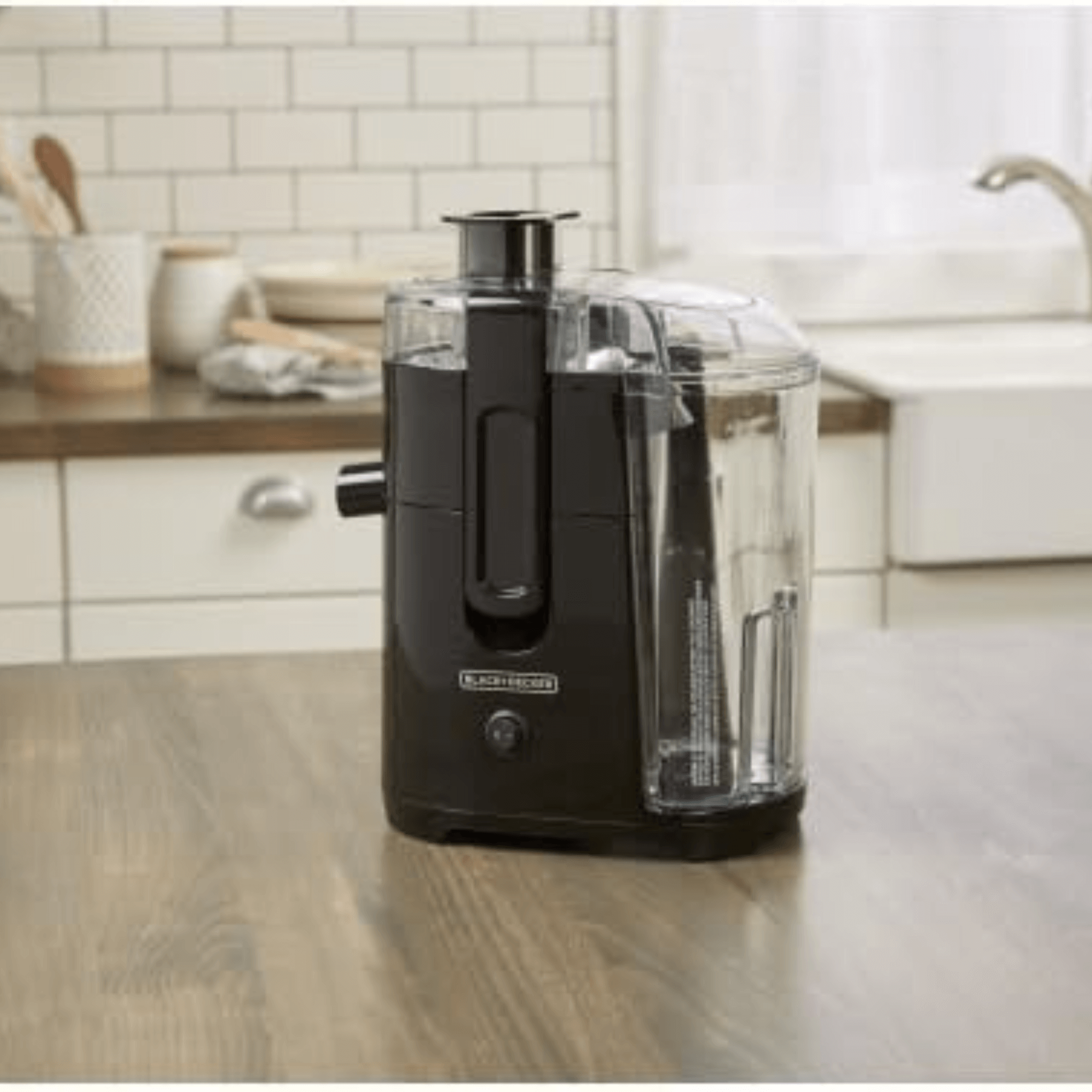 JupiterGear Home - Wholesale Kitchen Appliance - Black & Decker 400-Watt Fruit Juice Extractor6