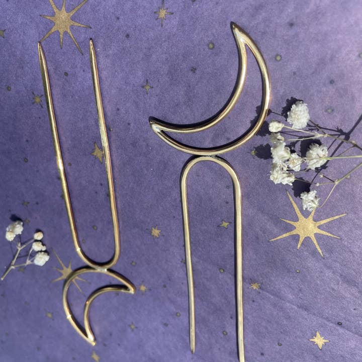 Épingle à cheveux Croissant de Lune pour la vente par Ana Aguilar Jewelry