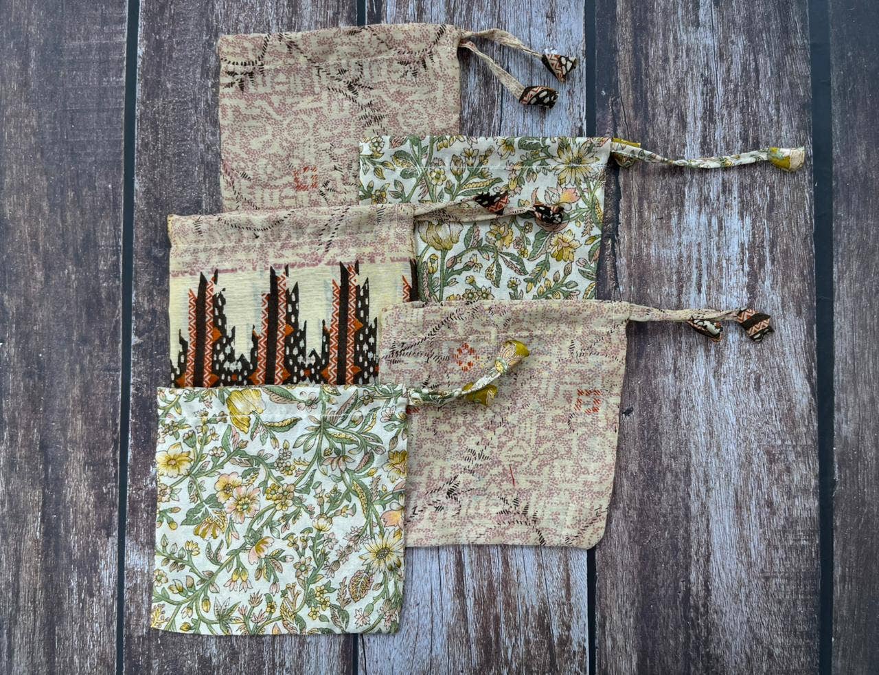House of Kraft - Wholesale Gift Bag Set/Pack - Gift Pouches | Upcycled Silk Pouch | Pack Silk Gift Pouch5