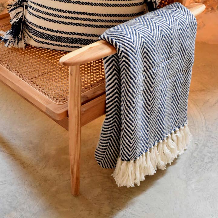 Eco Inner Living - Wholesale Throw Blanket - Navy Blue Herringbone Blanket