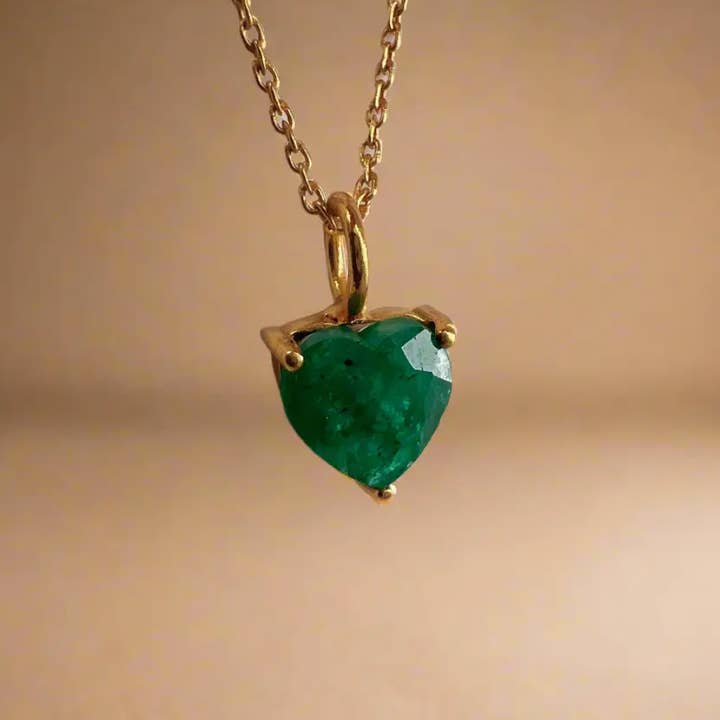Gold Lunar - Wholesale Pendant/Charm Necklace - Emerald Gemstone Green Heart Necklace 18k Gold Christmas2