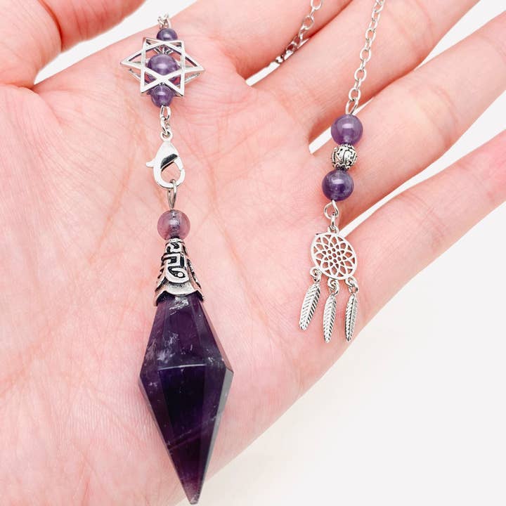 Mio Queena - Wholesale Spiritual Stone/Crystal - Dream Catcher Chain Conical Chakra Pendulum Charms - CS