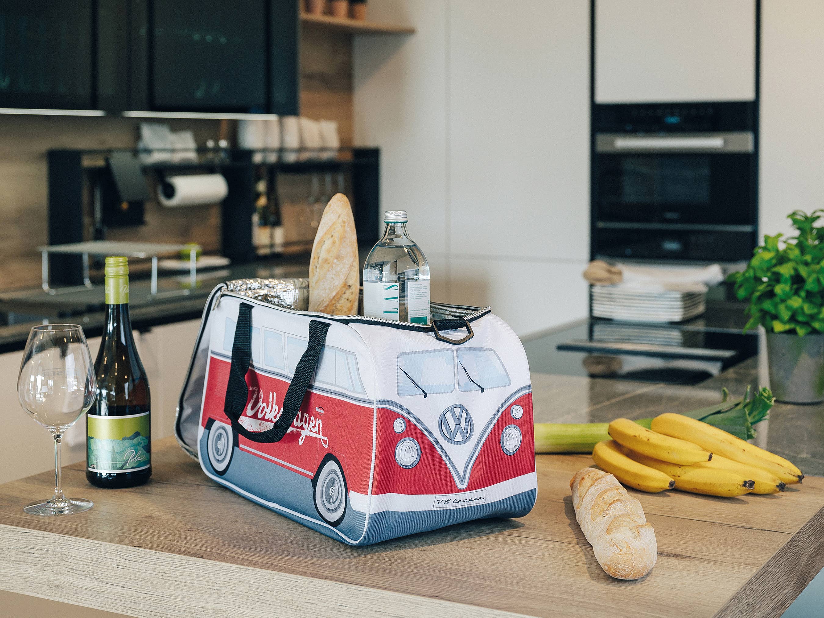 VW Collection by BRISA - Vente Glacière/sac isotherme - Glacière légère de voyage en forme de VW T1 Bus (25 l) – RD/WH7