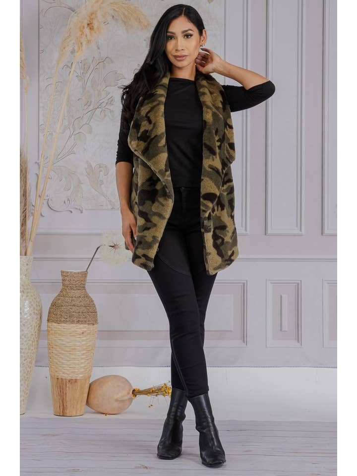 MS0135-1 - Camo Print Fuzzy Vest for wholesale on Faire2