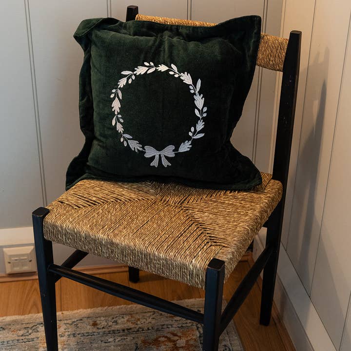 We Love Seasons Ltd – wholesale Throw pillow cover – Velvet Racing Green Cushion Cover – Small2