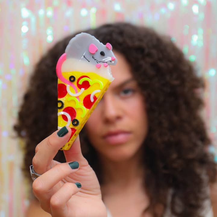 The Peach Fuzz - Wholesale Hair Clip - Women's - Pizza Rat Hair Claw
