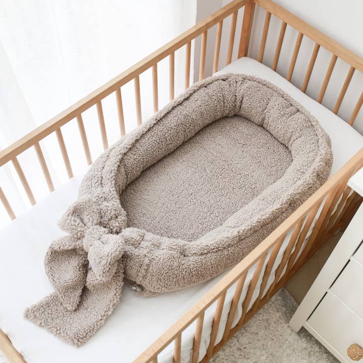 BABYLY - Wholesale Bed - Kids & Baby - Babynest with bow- All Teddy Cream/ Taupe