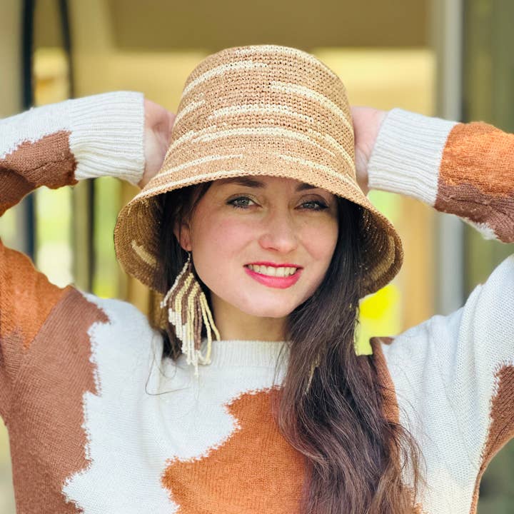 Shebobo - Vendita all'ingrosso Cappello di paglia - Donna - Cappelli a secchiello in paglia all'uncinetto con tesa da 3" e motivo a righe zebrate di Taylor2