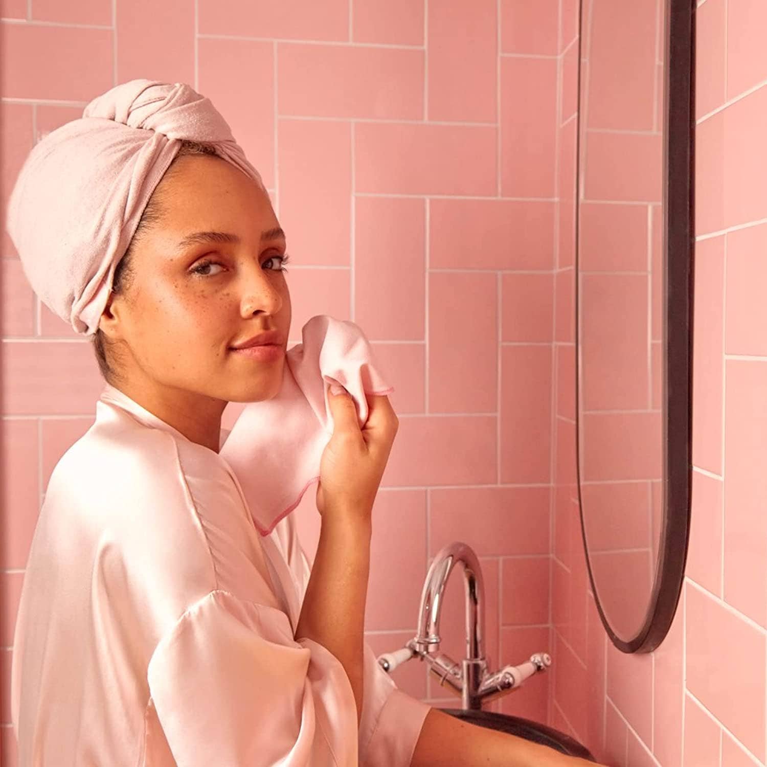 Rose Serviette à cheveux en soie brossée 100 % biologique en vente sur Faire4