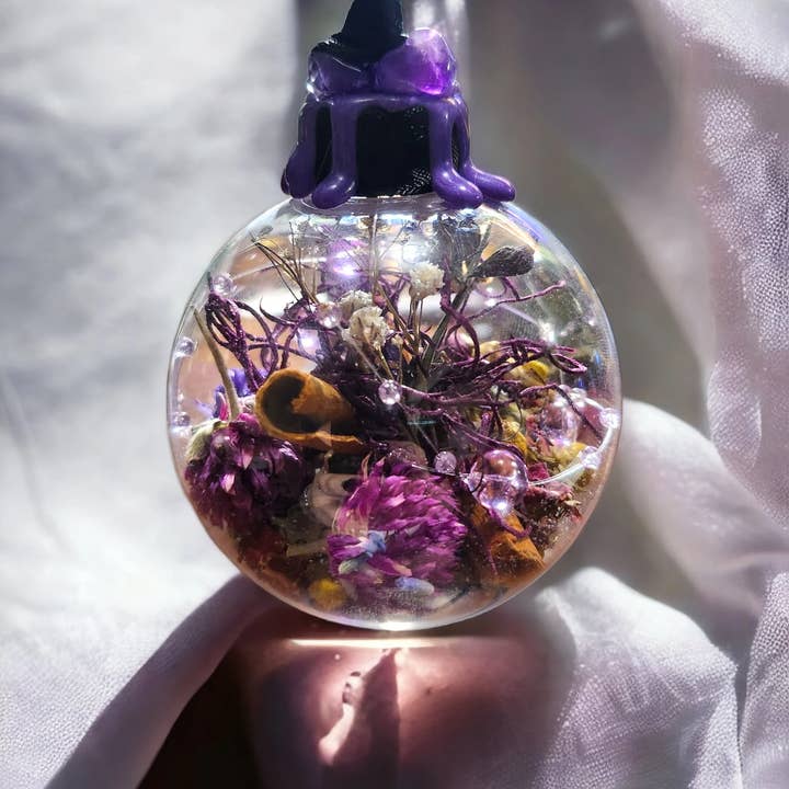 Bella's Magick Cauldron – wholesale Dekorativt bordsobjekt – Lugnande häxkula - 5 cm plast - Häxiga gåvor - Wicca3