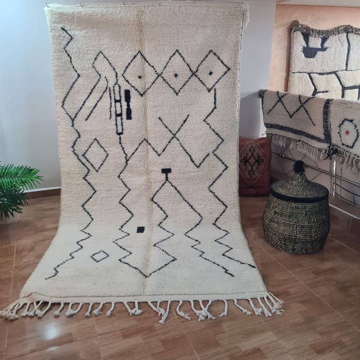 HÅNDLAVEDE TÆPPER MAROKKANSKE TÆPPER 200 - 300 cm 48 for engroshandel hos Maroccarpets Poufs and pillows wholesale +31648976894