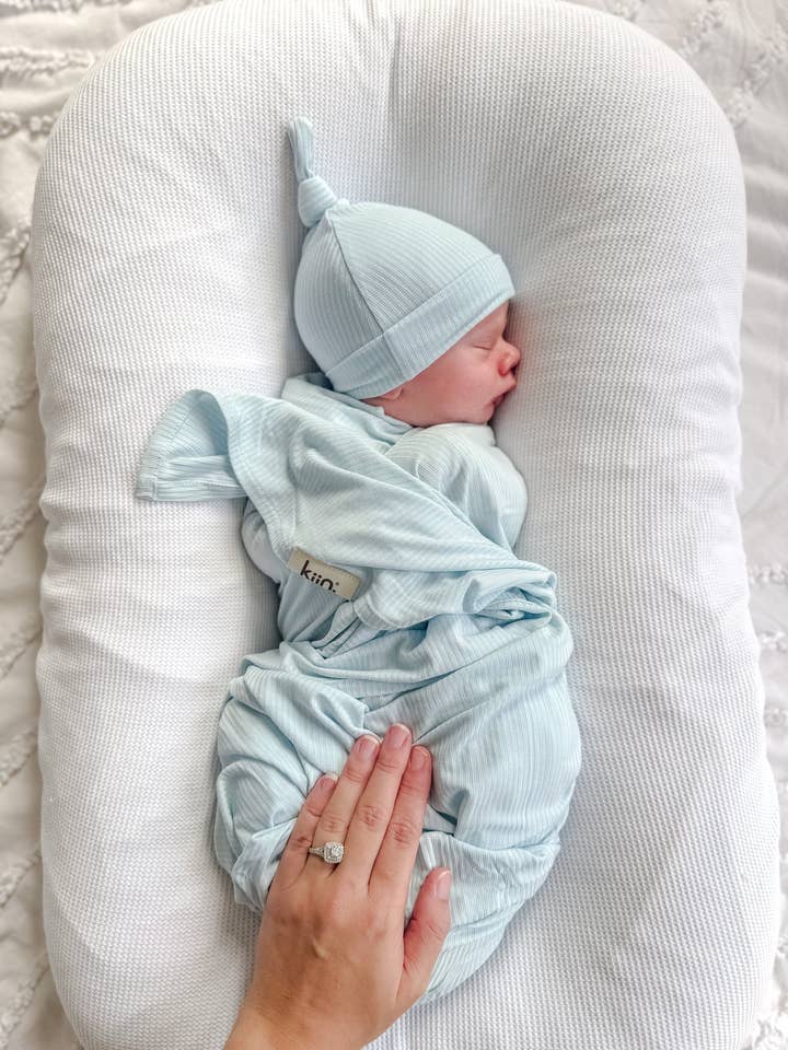 Kiin Baby – wholesale Swaddle – Baby – Bamboo Stretch Swaddle8