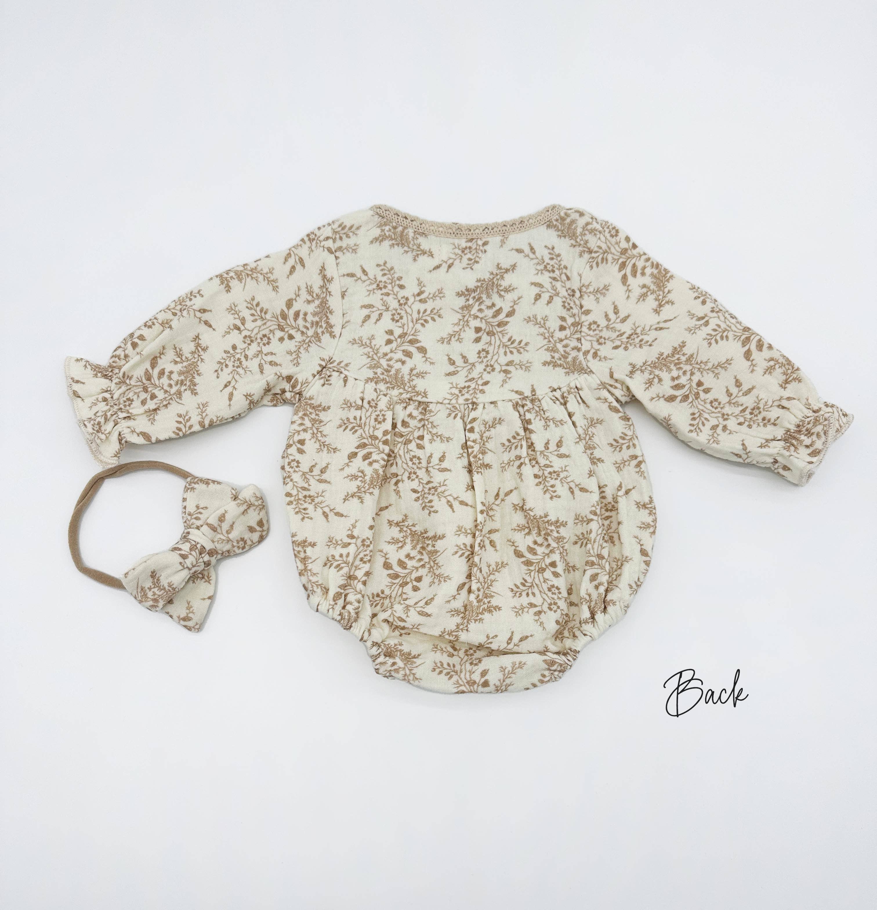 OLIVE & CRADLE – wholesale Klädesset - Baby – Elodie långärmad romper-set5