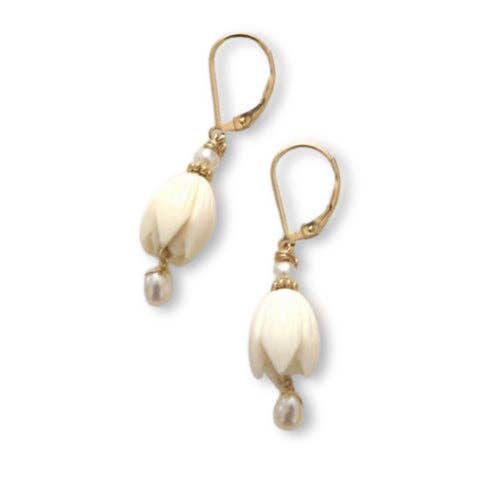 Gouttes de tulipes Bali Fleur pour la vente par Debra Fabian JEWELRY DESIGN