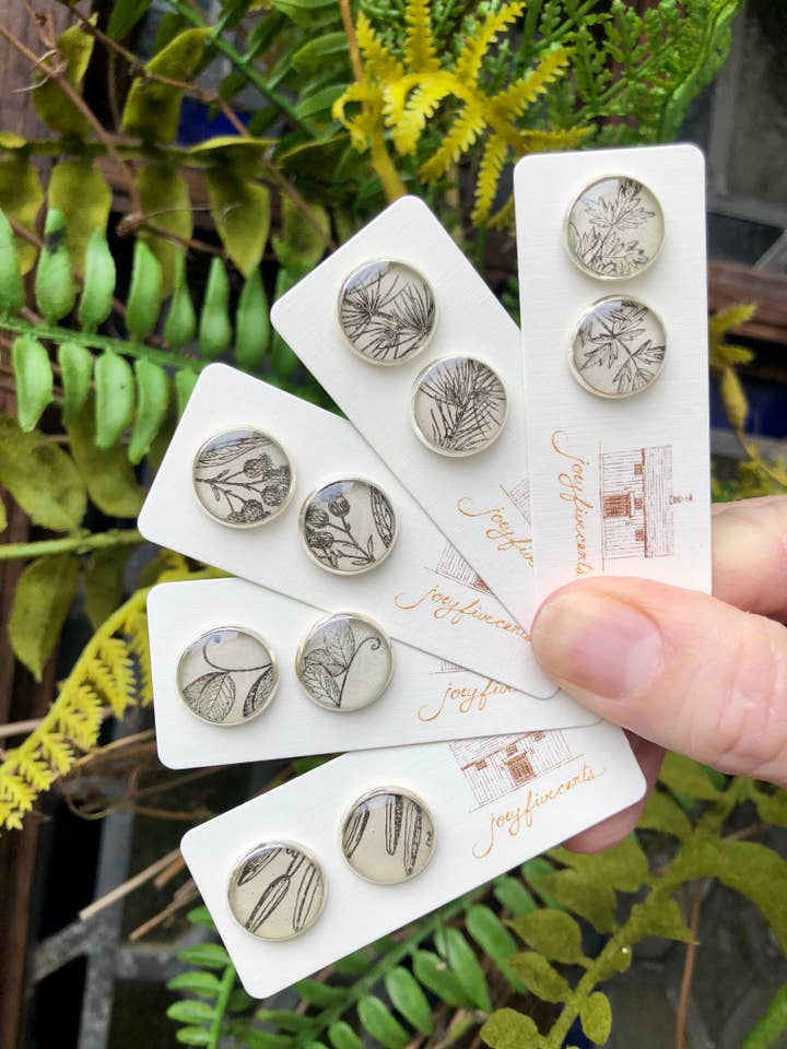 Clous d'oreilles : grands motifs botaniques argentés, noirs et blancs, pour jardin pour la vente par joeyfivecents