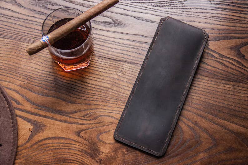 Pikore - Wholesale Humidor/Cigar Accessory - Leather Cigar Case1