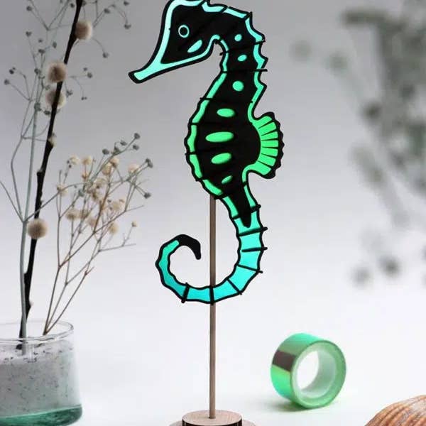Papier Plume - Wholesale DIY Craft Kit - Paper Seahorse
