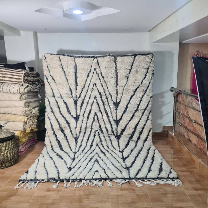 HANDMADE CARPETS MOROCCAN RUGS 200 - 300 cm 73 for wholesale by Maroccarpets Poufs and pillows wholesale +31648976894