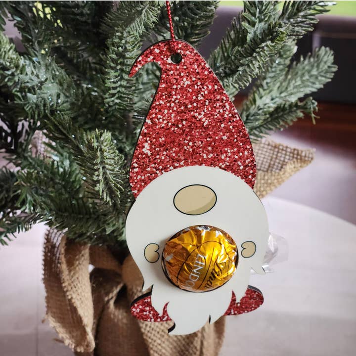 Décoration de Noël en forme de nain (contient une truffe au chocolat) pour la vente par Savor The Memories