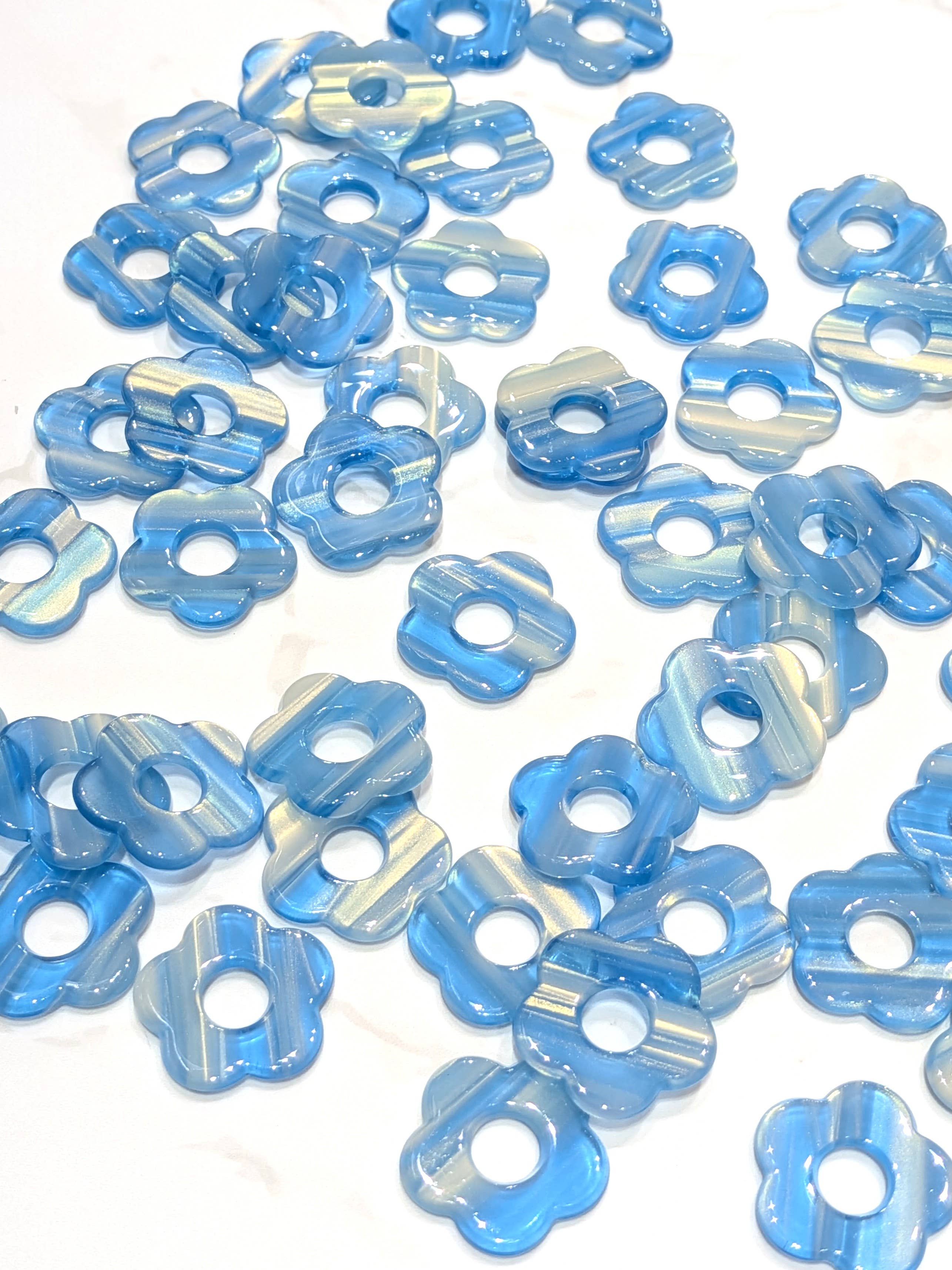 LOLO & YAYA – wholesale Emergency response charm – Flower pendant 2cm, 1.5O euros / u31