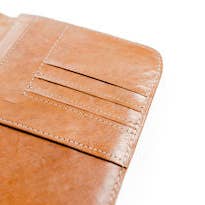 2nd Story Goods + Haiti Design Co - Wholesale Journal/Diary - Dual Loading Leather Portfolio4