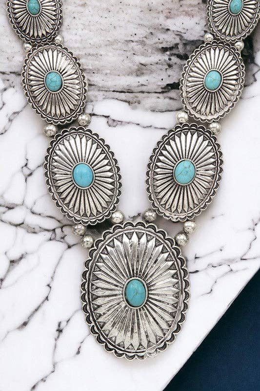 Burnished Silver Oval Concho Detail Necklace Set for wholesale on Faire1