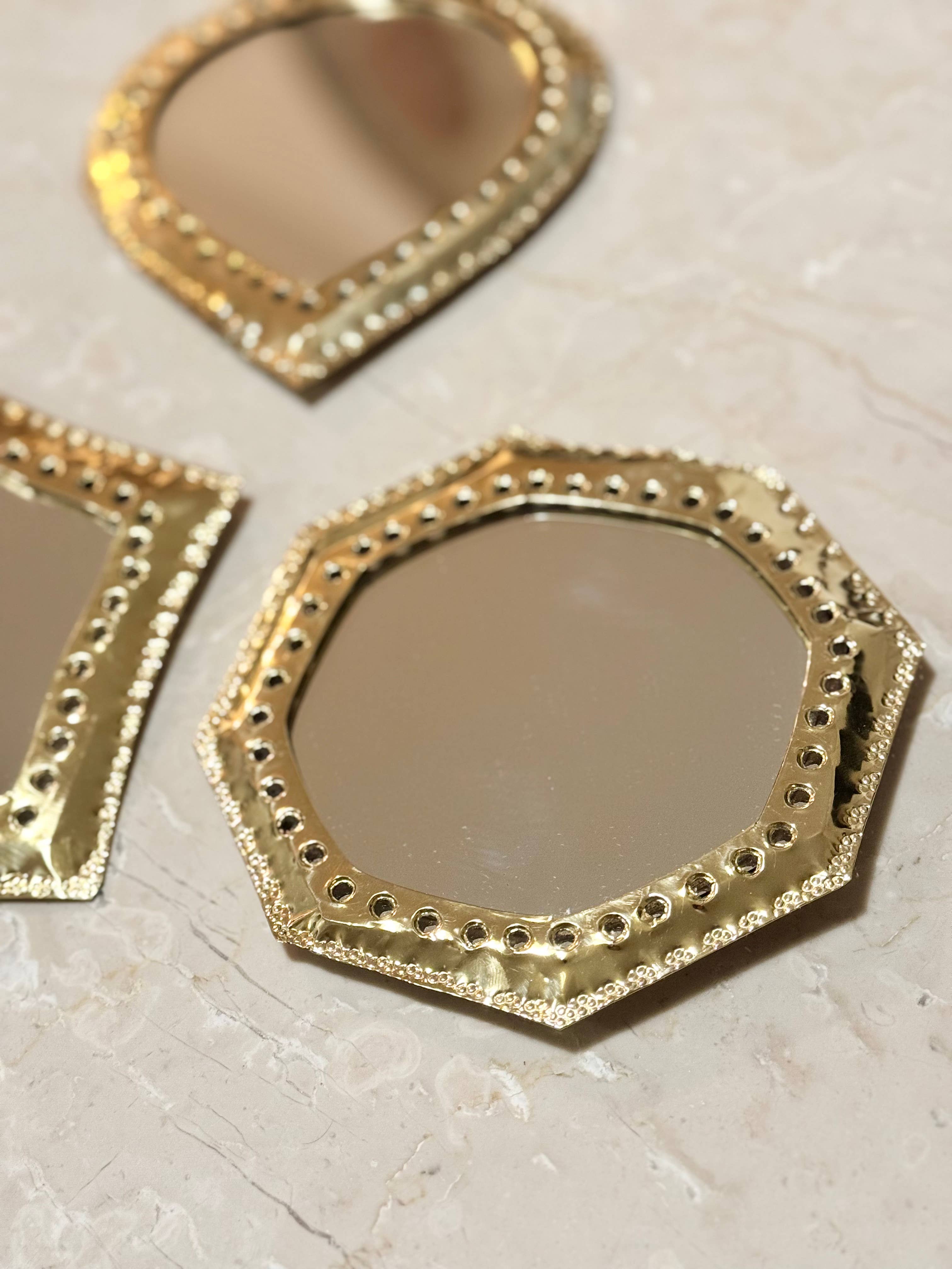 romeda - Wholesale Wall Mirror - Gold decorative mirrors, Brass wall decorative mirror9