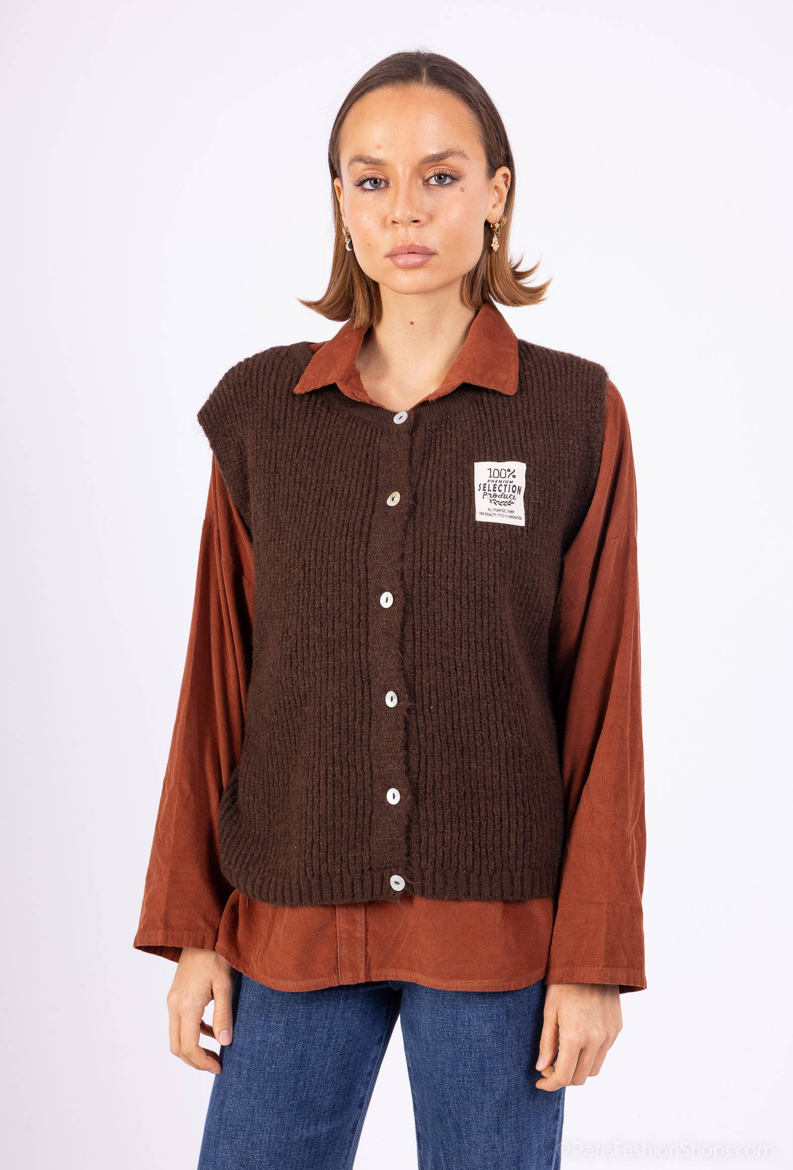 Mimi & Gogo - Wholesale Outerwear Vest - Women's - Knit vest with patch @35577_GiEcussonMaille4