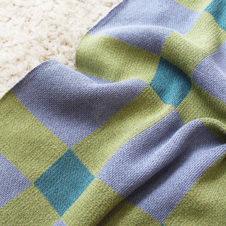 Calhoun & Co. – wholesale Prydnadsfilt – Gingham Stickad Filt9