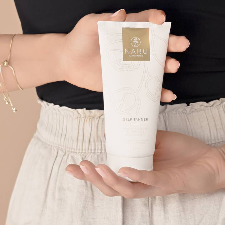 Autobronzeador Naru Organics por atacado de Naru Organics