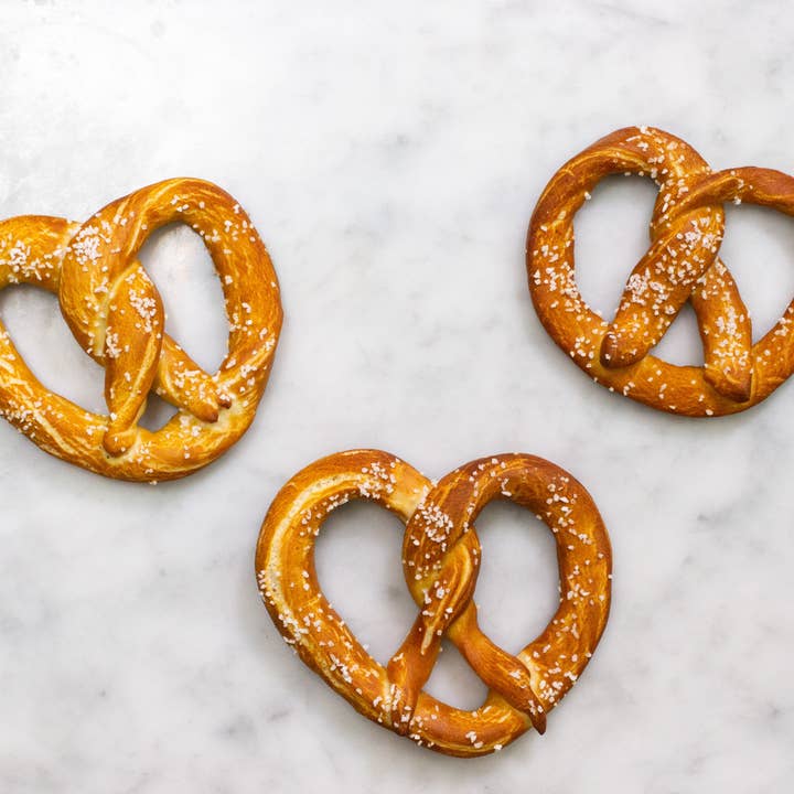 FarmSteady - Wholesale DIY Food Kit - Soft Pretzel and Beer Cheese Making Kit
