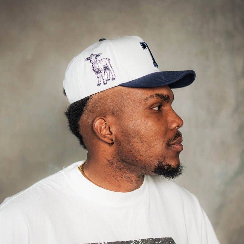 Malta Apparel LLC - Wholesale Baseball Cap - Unisex - [PRE-ORDER - SHIPS JANUARY 16TH] ‘7’ Premium Wool Blend SnapBack - White/Navy7