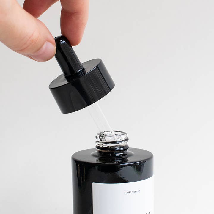 Antepolis - Wholesale Beard Styling Product - KHUFU, The Scented Beard Care Oil (50 mL)6