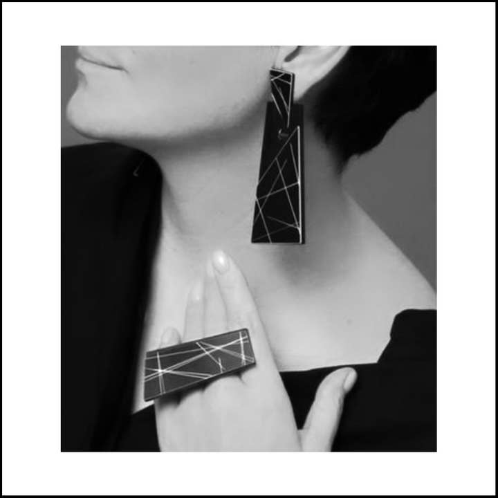 ANGELA MS uttalande akryl örhängen METROPOLIS linje för wholesale av ALEX+SVET