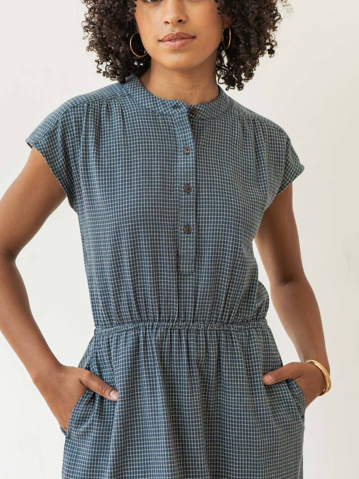 Navy Griglia Abito Lorane / Griglia Blu Navy in vendita all'ingrosso su Faire