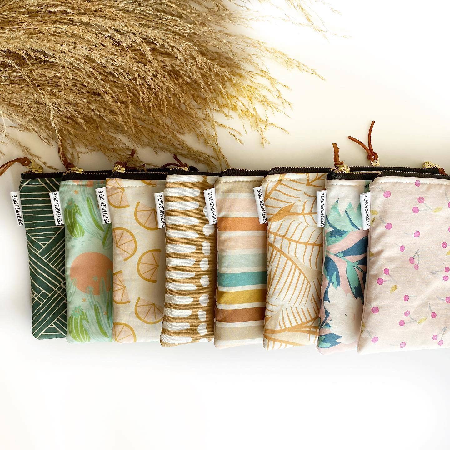 September Skye Bags & Accessories - Vente Pochette – femme - Pochette zippée simple à rayures bohèmes1