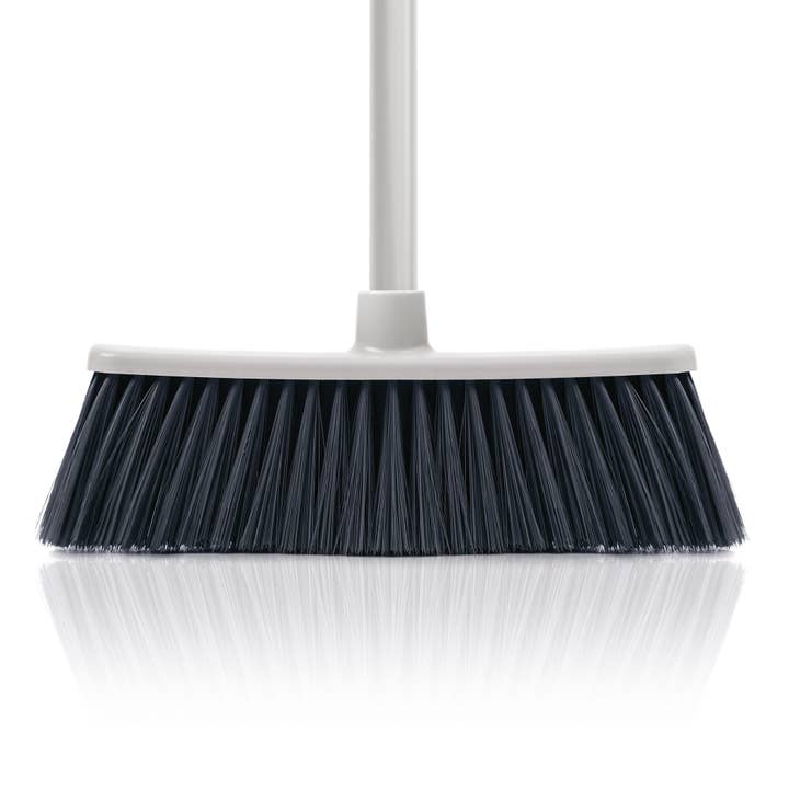 RAYEN - Wholesale Cleaning Brush - Broom delicate surfaces2