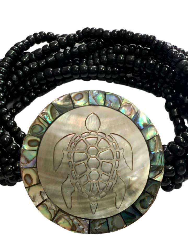 Bracelet extensible tortue ormeau gravé pour la vente par Bamboo Source Tropical Decor