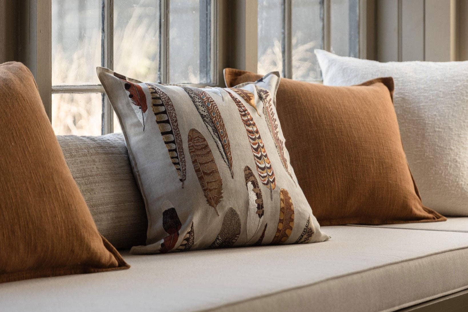 Coral & Tusk - Vente Coussin décoratif - Coussin Falling Feathers5