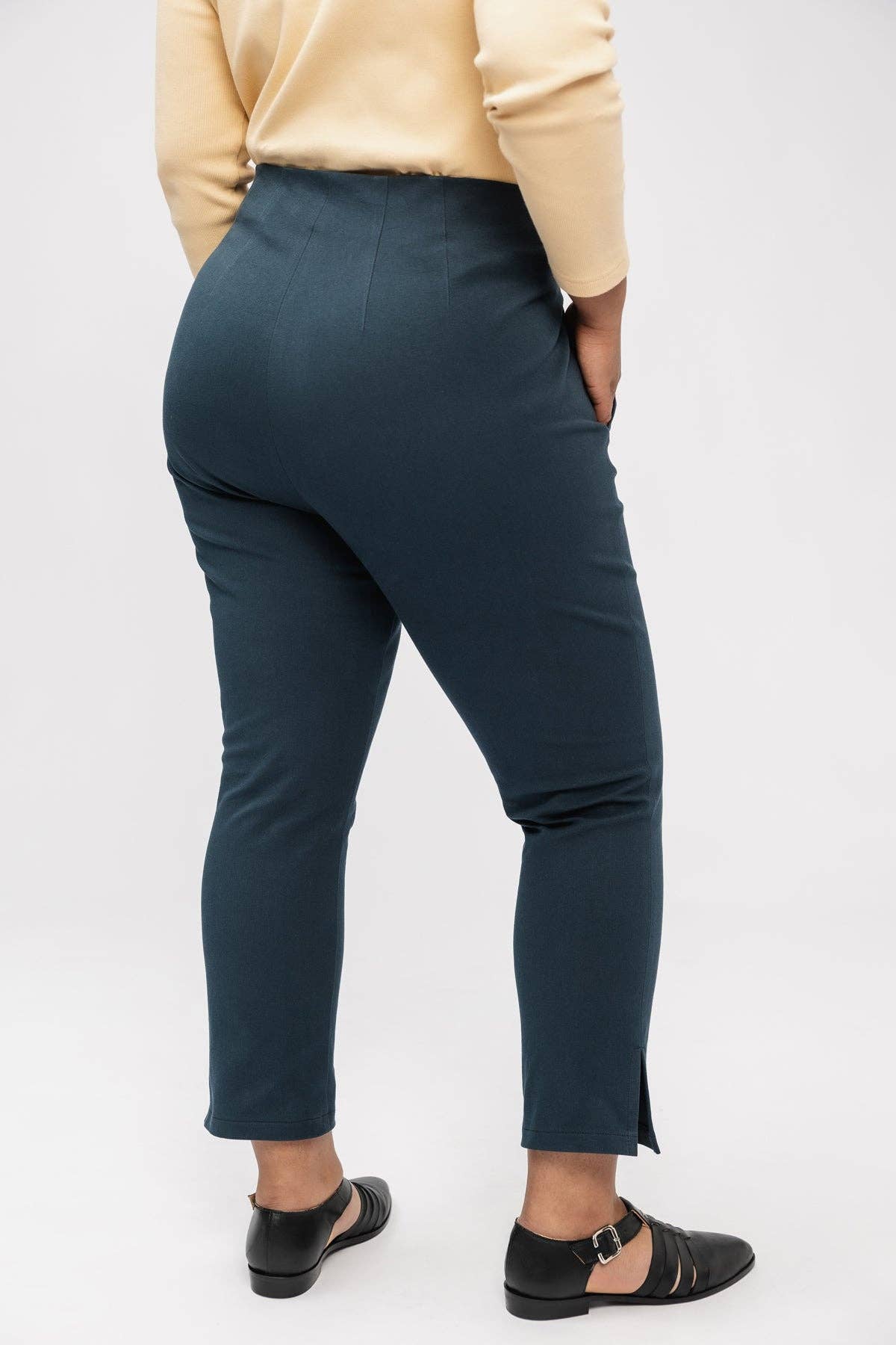 Named Clothing Finland Oy – Großhandel Bastel-Nähset – Tyyni-Zigarettenhose3