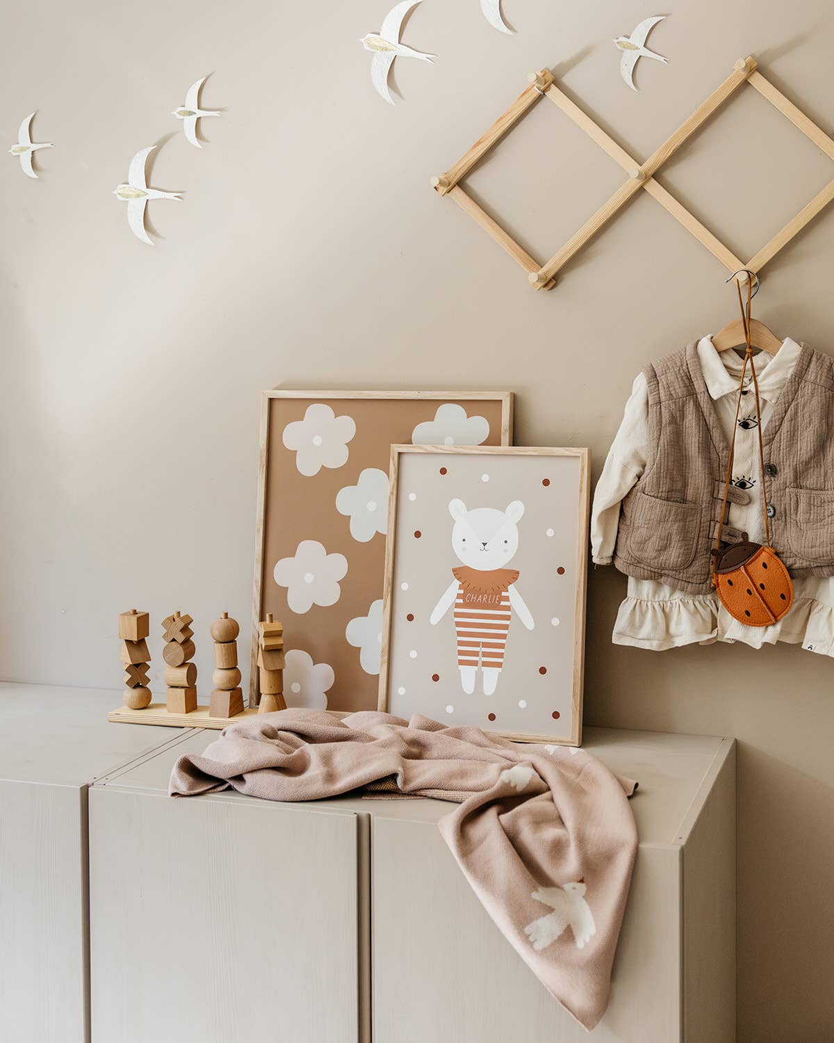 Little Otja - Vente Couverture avec étapes importantes – enfant et bébé - Couverture bébé en coton tricoté avec motif oiseaux, cadeau pour bébé4